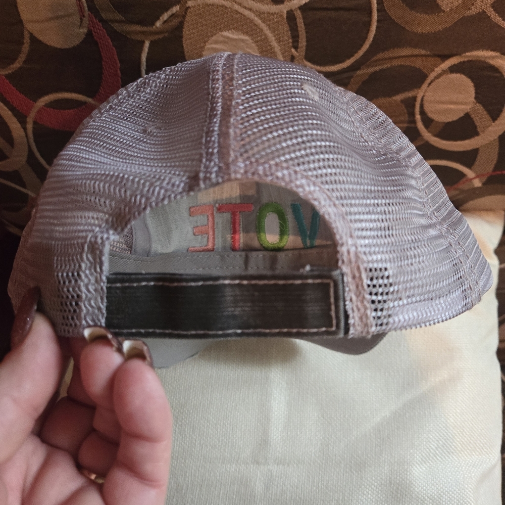 Vote baseball cap NWT - Picture 2 of 5